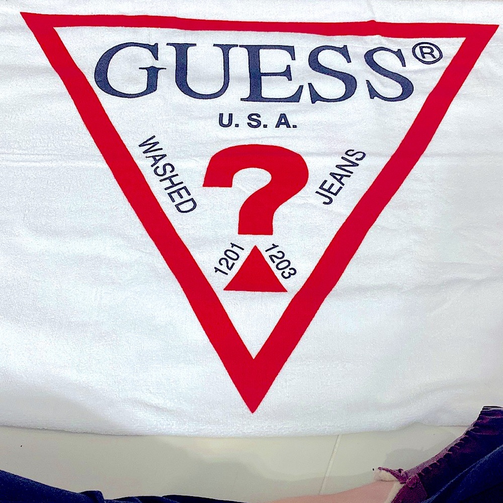 NEW Guess Towel in Red and White